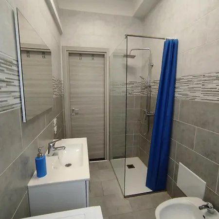 Casa Aris Fiera דירה *